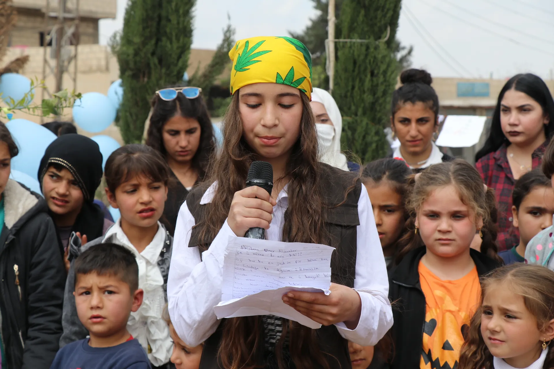 Zarokan jî bi rengê xwe 4`ê Nîsanê pîroz kir
