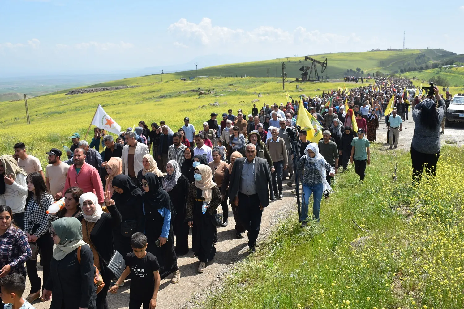 Bi hezaran kesî şehîdên Qereçoxê bibîr anîn