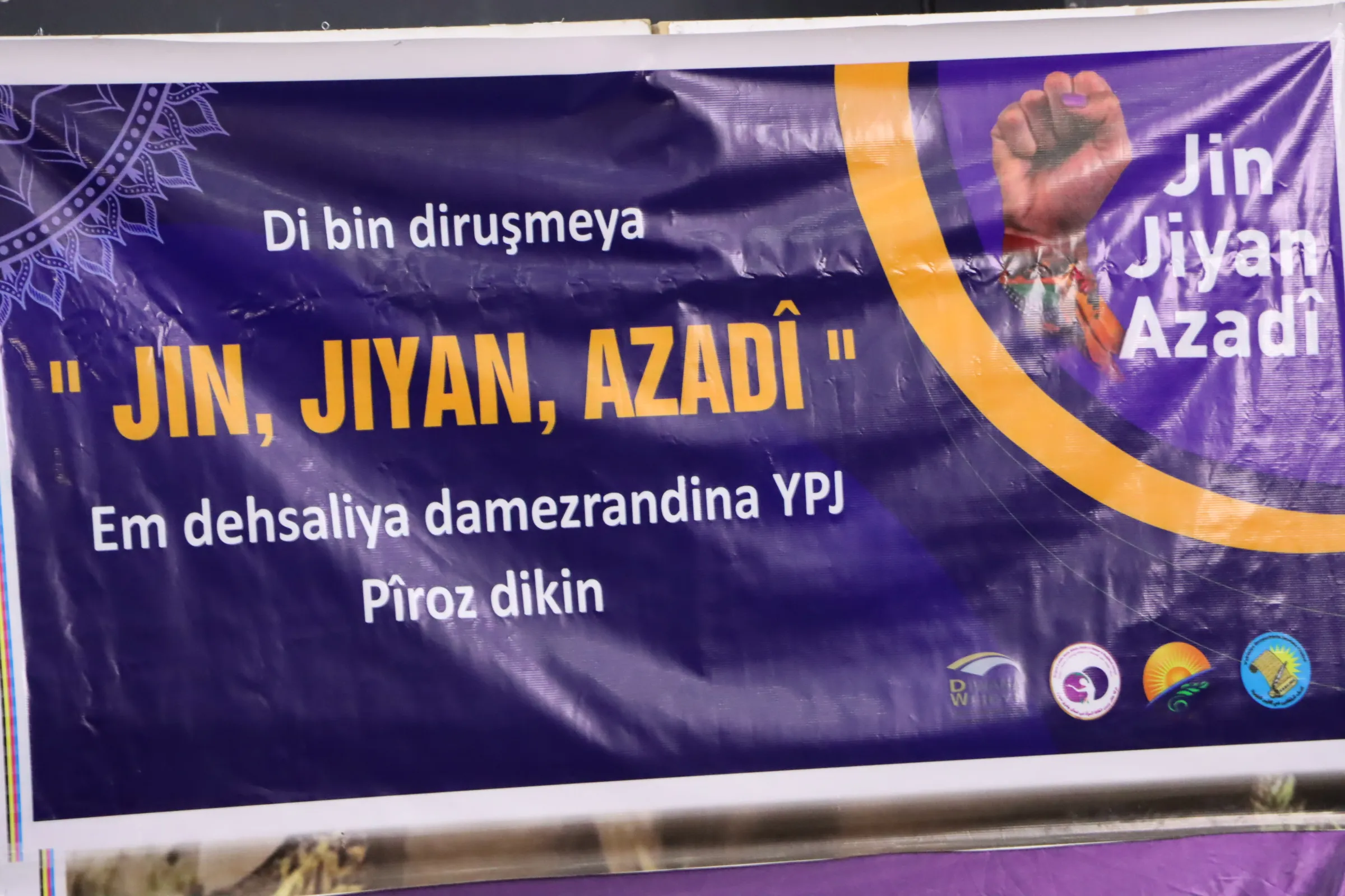 Çalakiyên ji bo salvegera damezirandina YPJ`ê berdewam in