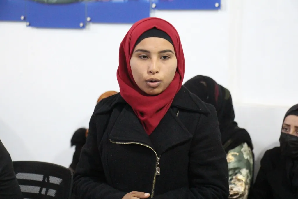 ​​​​​​​Ciwanan rêbazên bidawîkirina xetereyên hişbirê nîşqa kirin