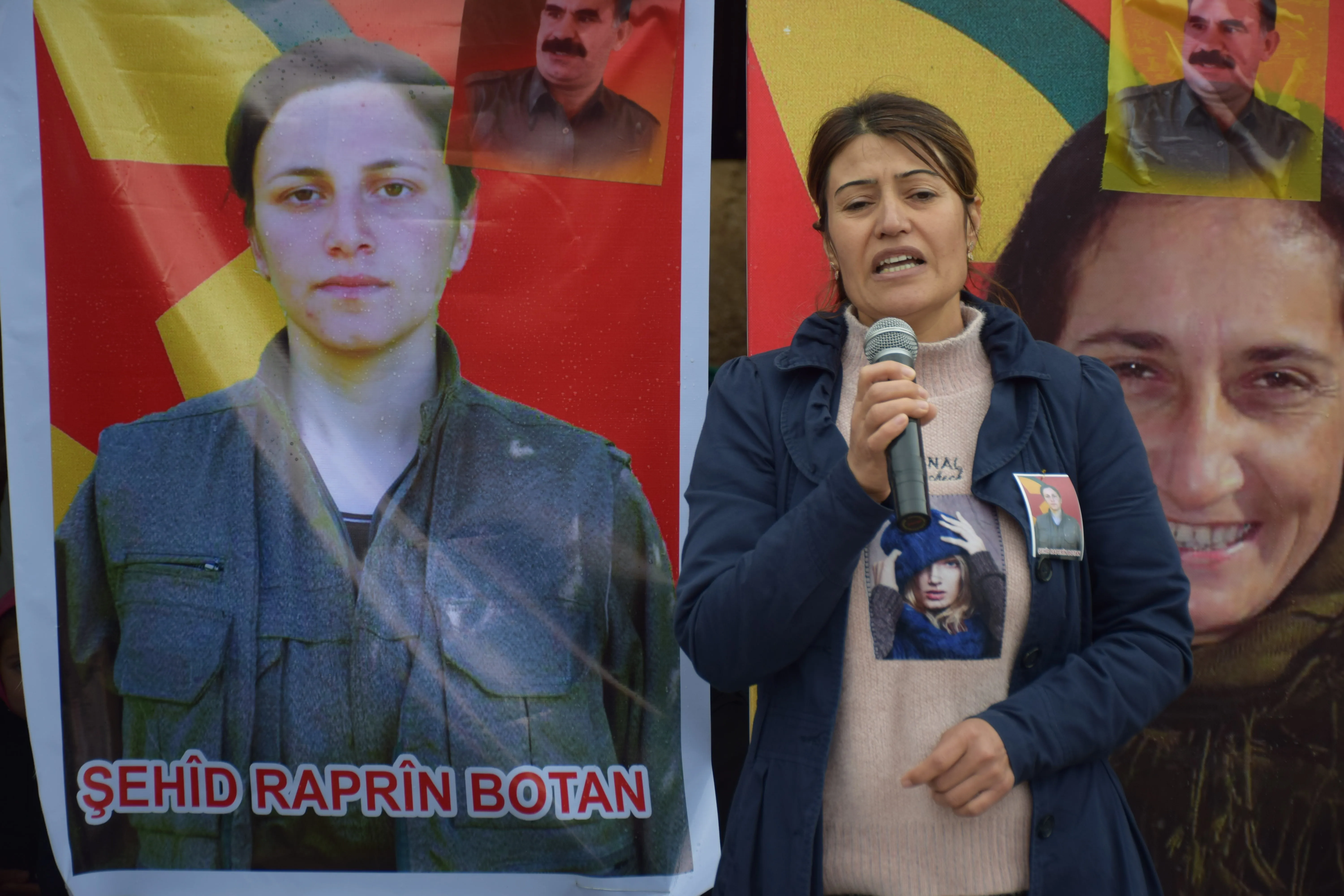 Şêniyên Qamişlo sersaxî da malbata şehîd Raperîn Botan