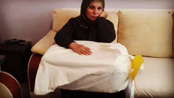 Halîse Aksoy a cenazeyê kurê wê bi kargoyê hat radestkirin jî, destgîrkirî ye