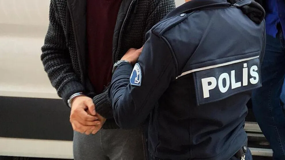 Di operasyona qirkirina siyasî de 30 kes destgîr kirin