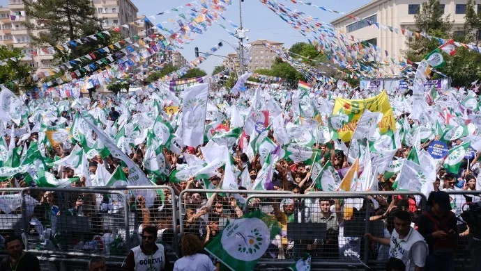 ​​​​​​​Partiya Çepên Kesk 63 parlamenter qezenc kirin