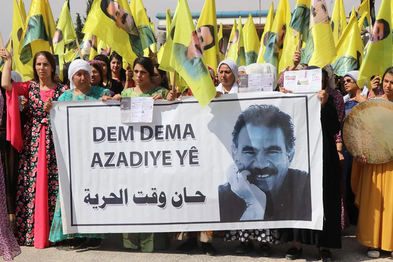 Li Şehbayê belavokên têkildarî azadiya fîzîkî ya Rêber Ocalan hatin belavkirin