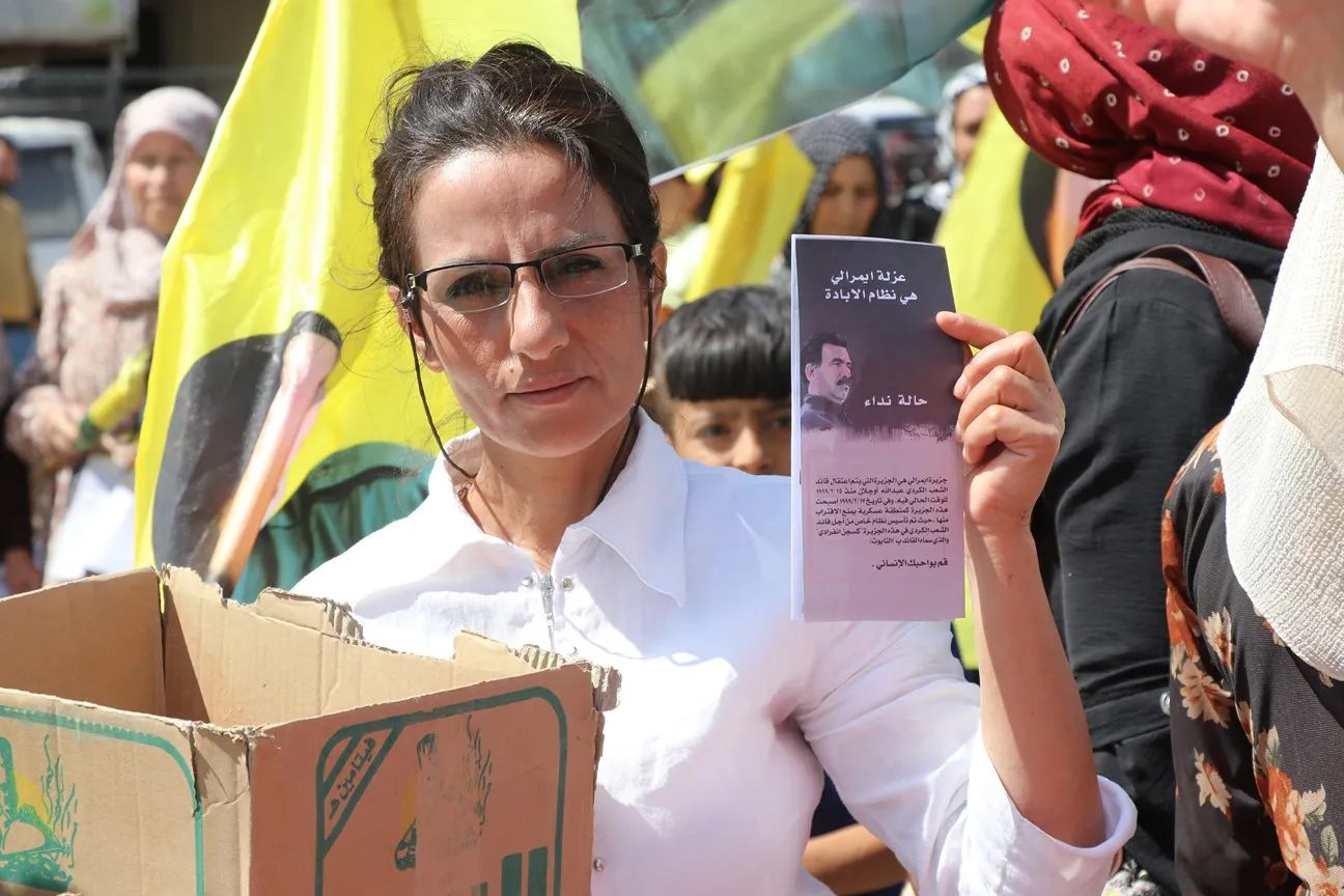 Li Şehbayê belavokên têkildarî azadiya fîzîkî ya Rêber Ocalan hatin belavkirin