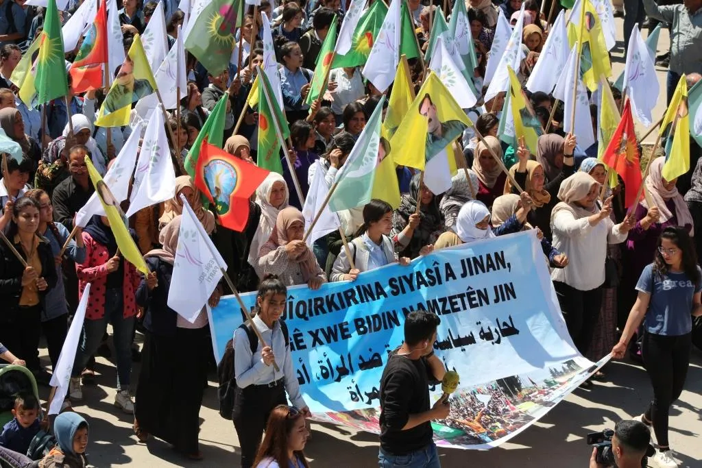 Ji Kobanê peyama piştgiriyê bo Partiya Çepên Kesk