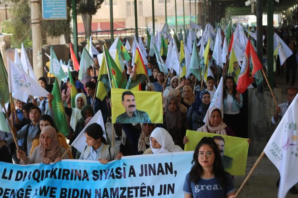 Ji Kobanê peyama piştgiriyê bo Partiya Çepên Kesk