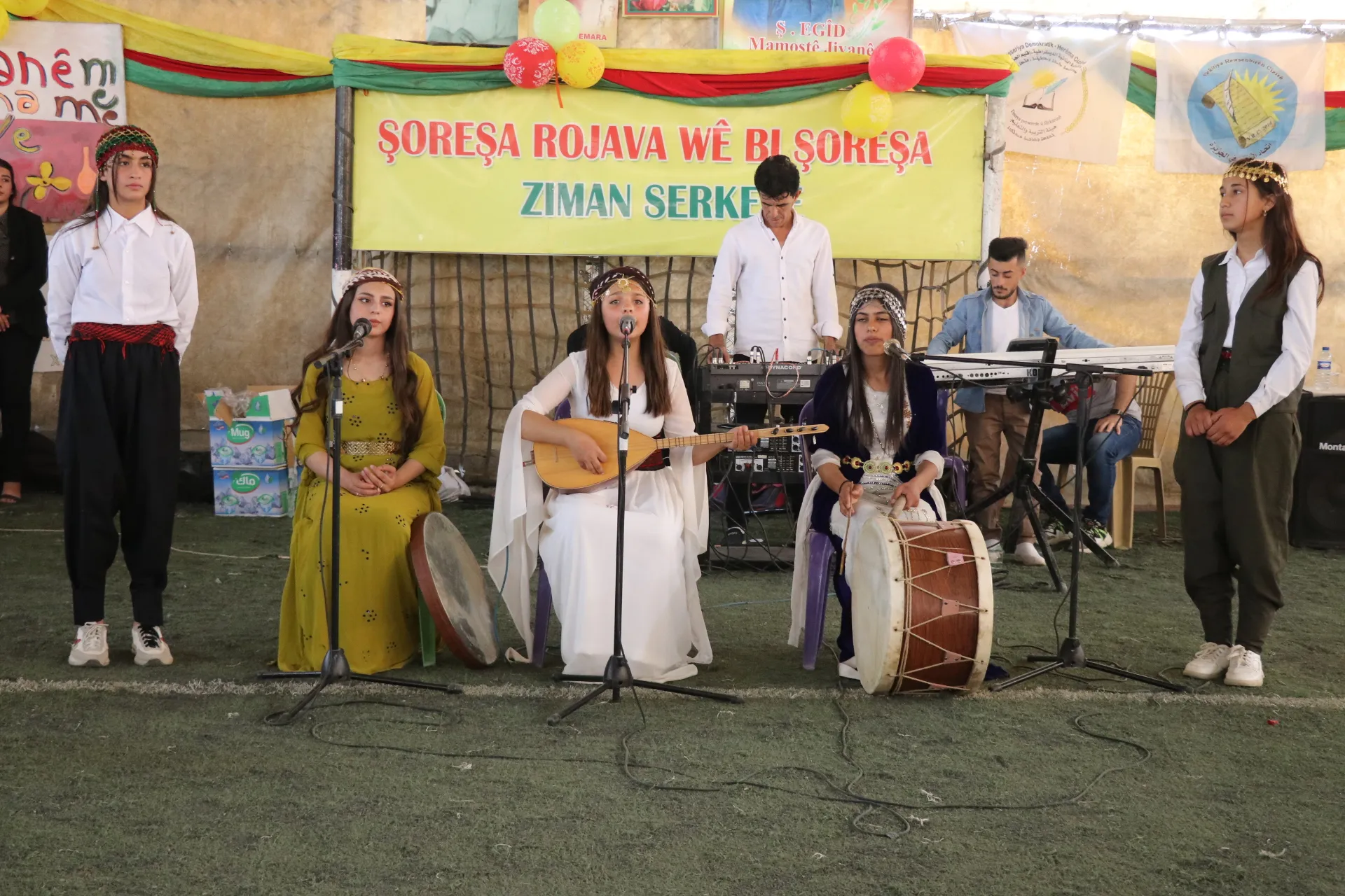 Herêma Cizîrê Cejna Zimanê Kurdî pîroz kir