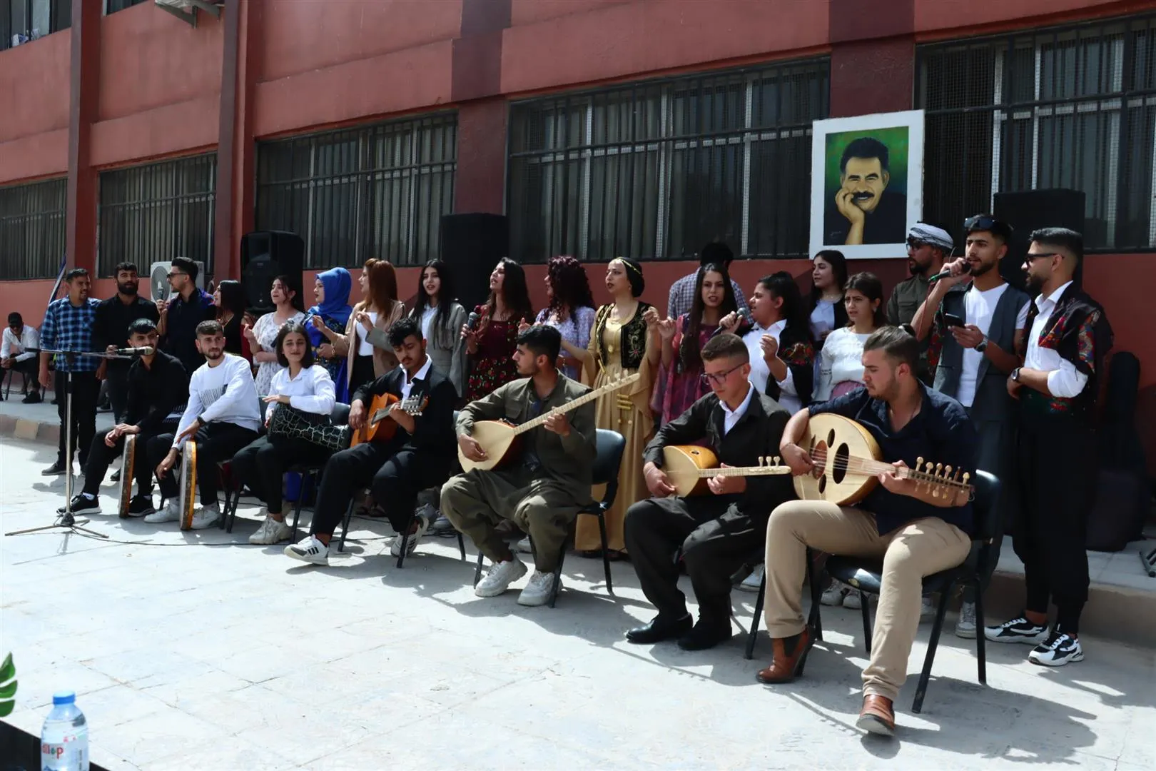Herêma Cizîrê Cejna Zimanê Kurdî pîroz kir