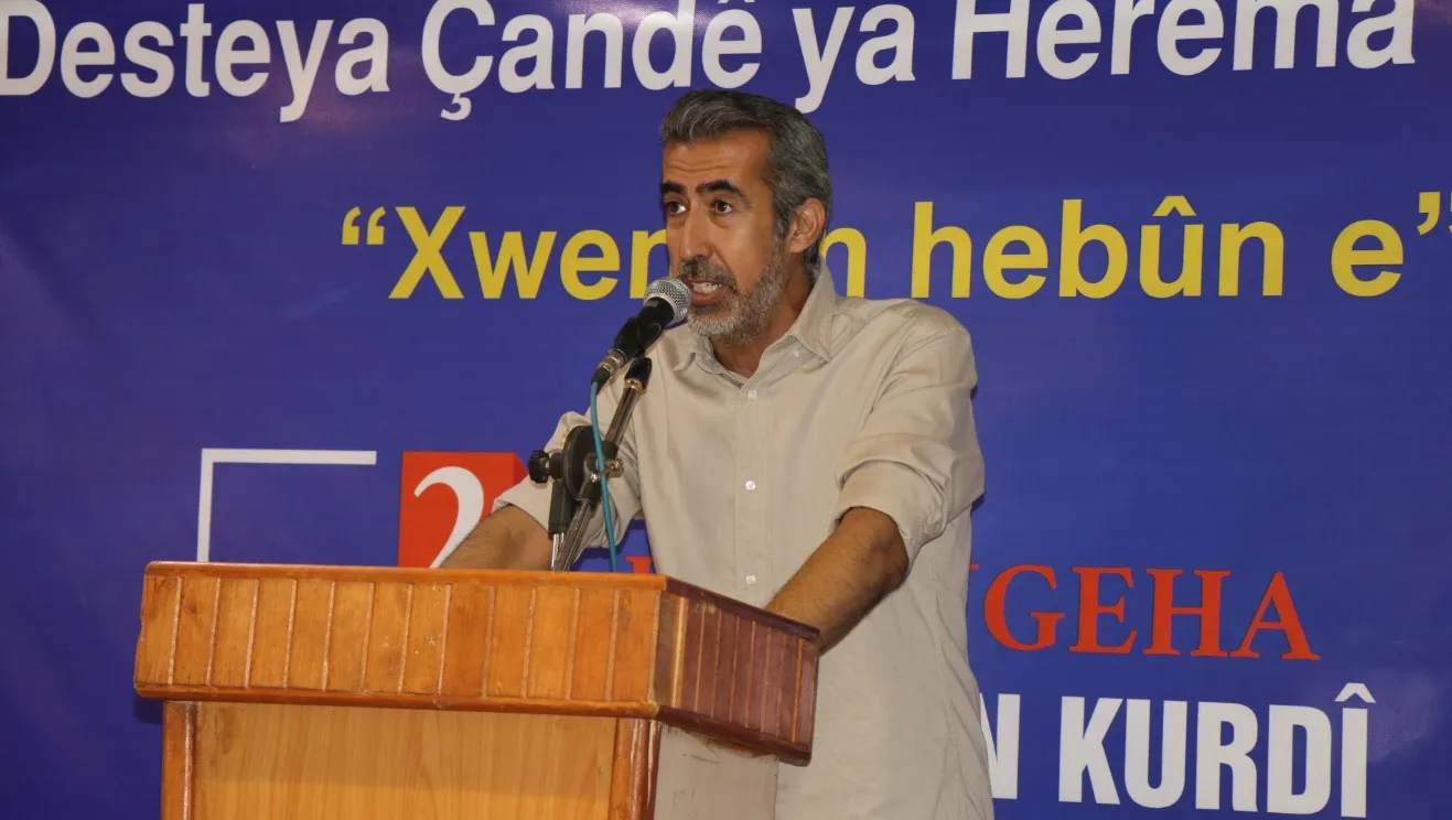 ​​​​​​​Pêşangeha Pirtûkên Kurdî dest pê kir