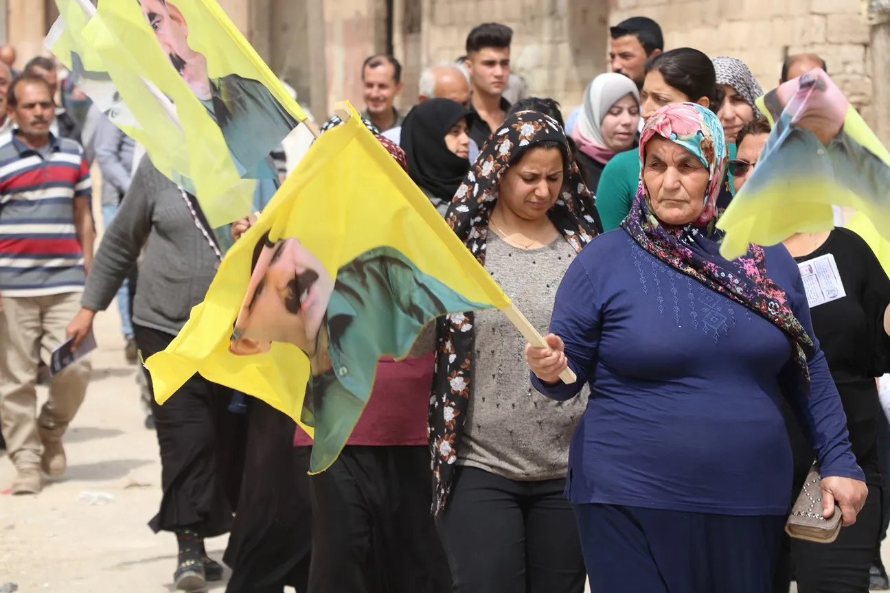 Ji bo azadiya Rêber Abdullah Ocalan 7 hezar broşûr hatin belavkirin