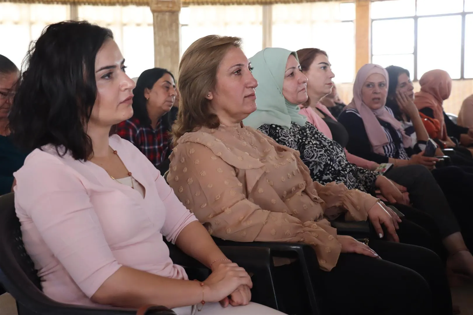 ​​​​​​​Rêxistinên jinan ji bo piştgiriya serhildana Rojhilatê Kurdistanê bûn yek