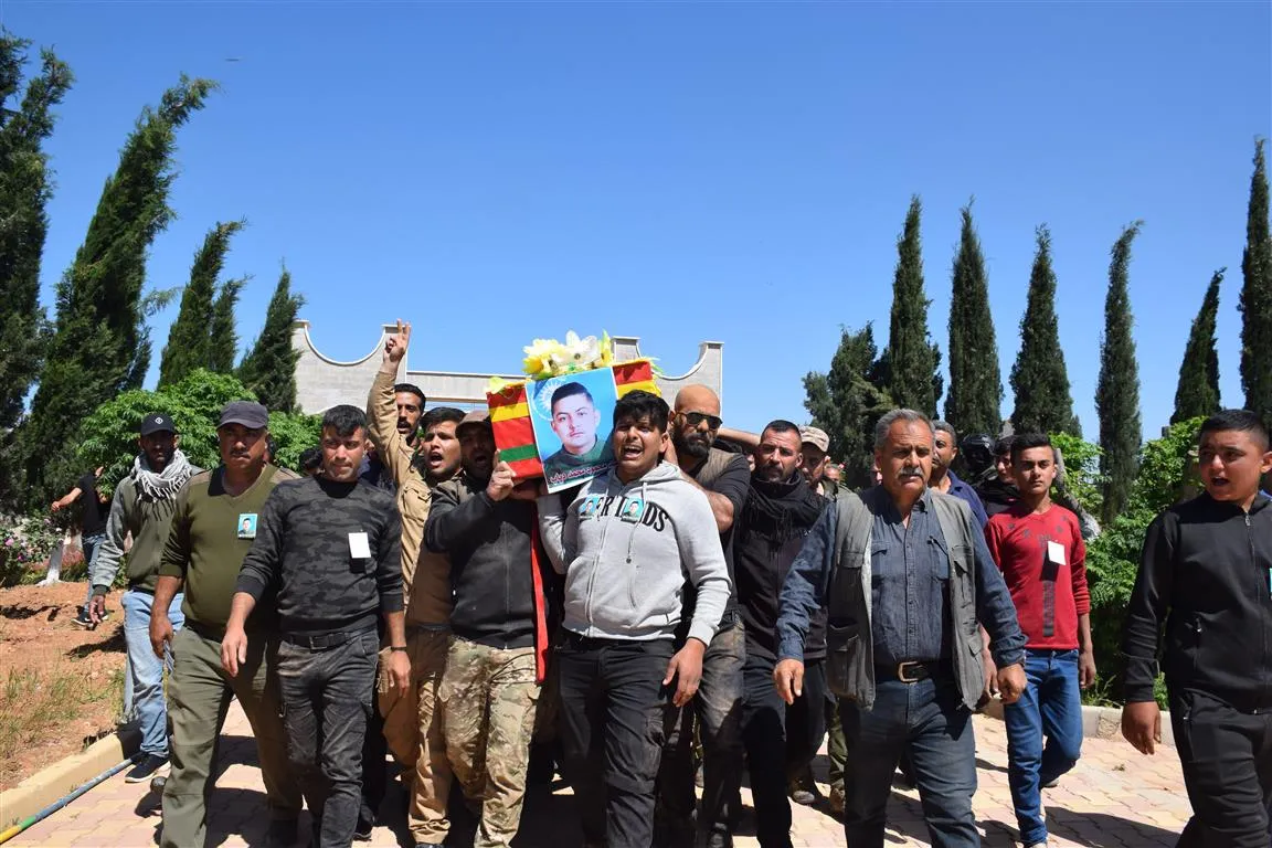 `Birayê min ev rê hilbijart em jî soz didin ku rêya wî temam bikin`