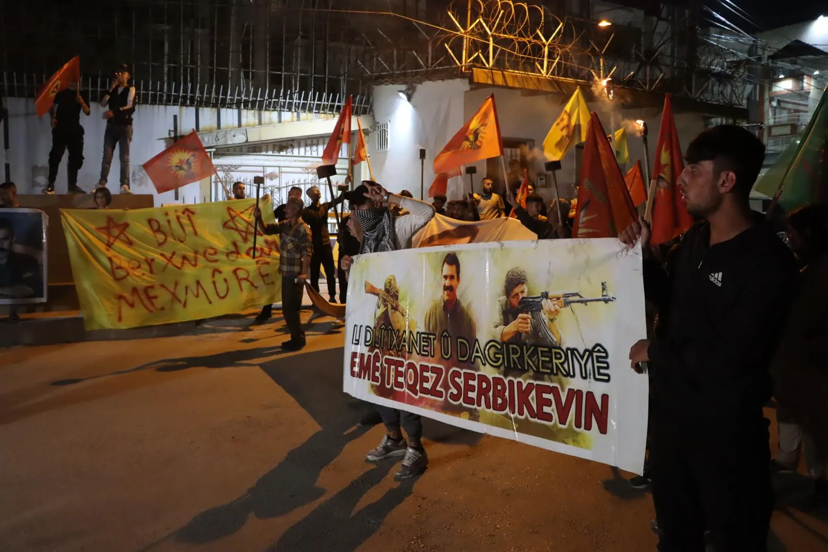 Xelkê Qamişlo: Mexmûr jêdera berxwedanê ye