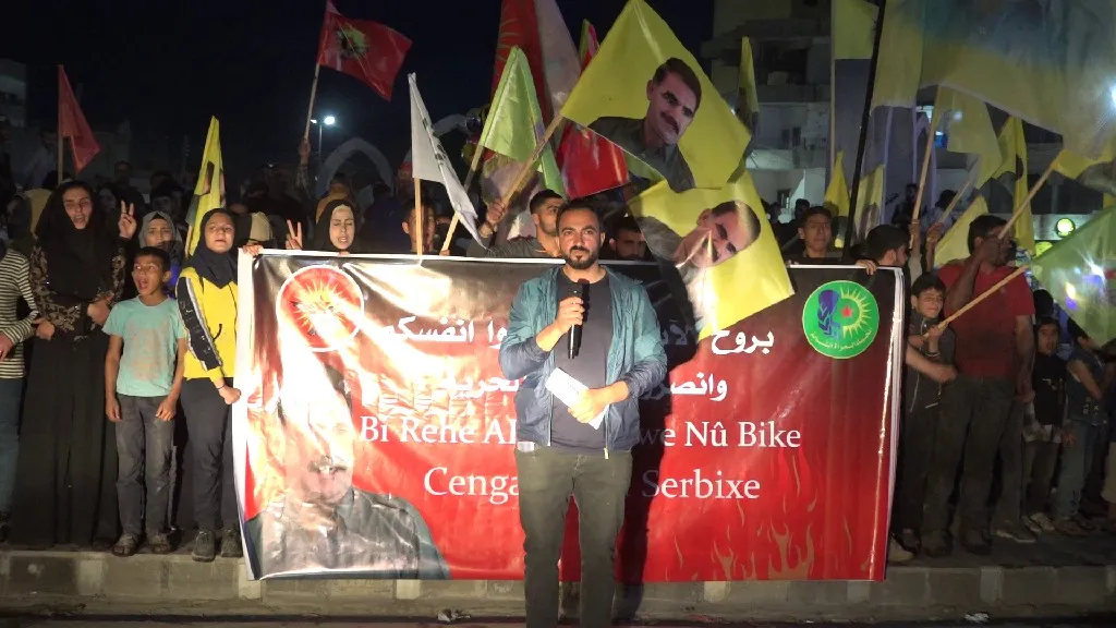 Ji bo azadiya Rêber Abdullah Ocalan bi hezaran ciwan li kolanan bû