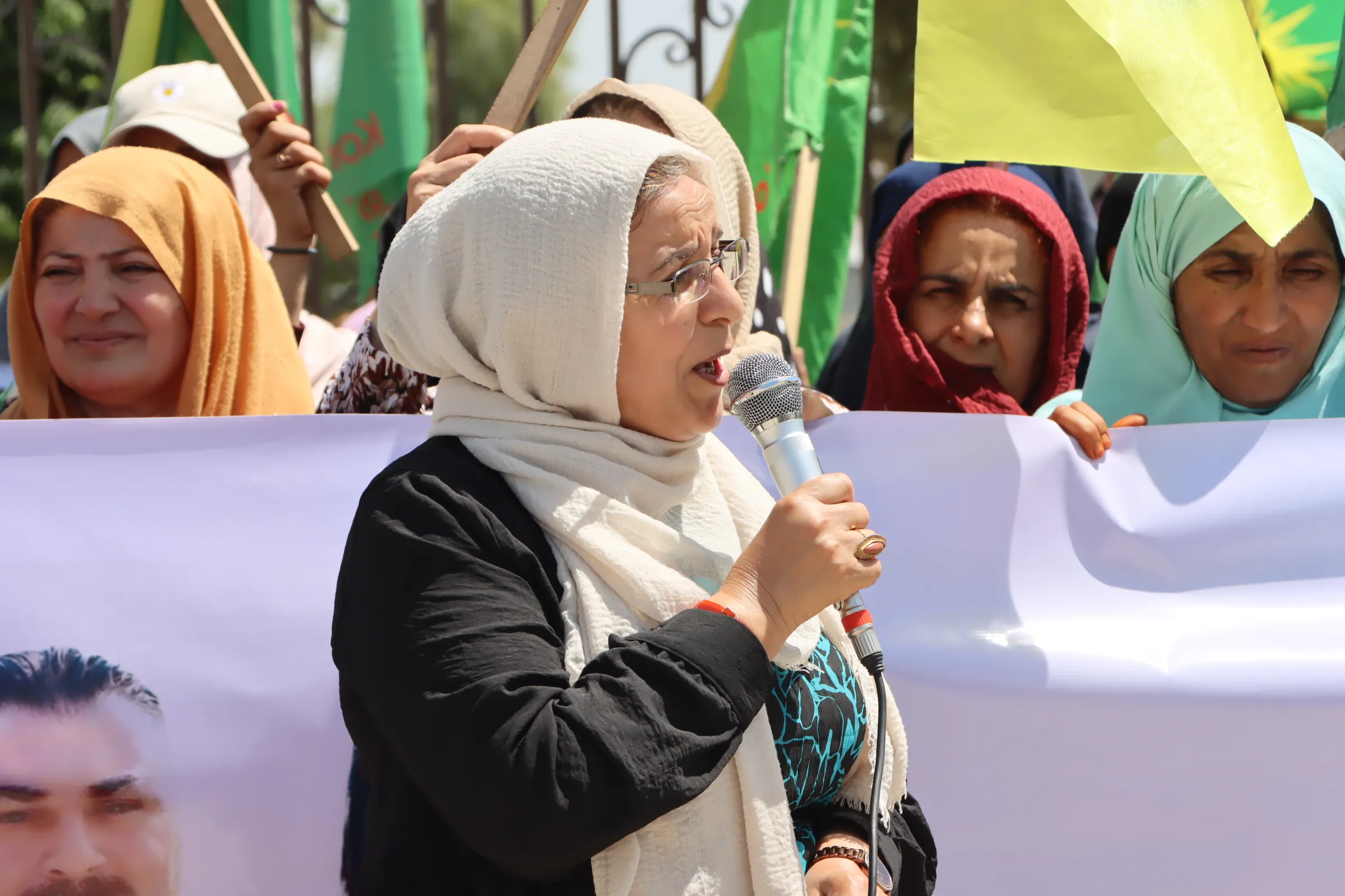Li Qamişlo meşa li dijî dagirkeriyê