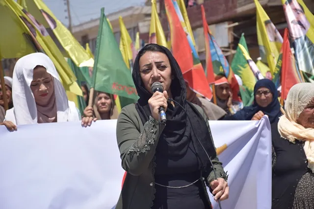 Xelkê Dêrik û Tirbespiyê: Em ê bîranîna şehîdan bikin ajoyeke nû ya têkoşînê