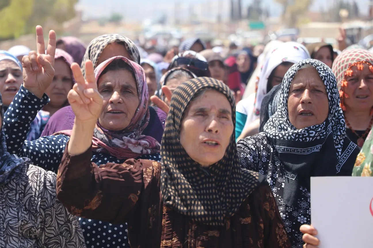 Xelkê Efrîn û Şehbayê: Em xwîna zarokên xwe li erdê nahêlin!