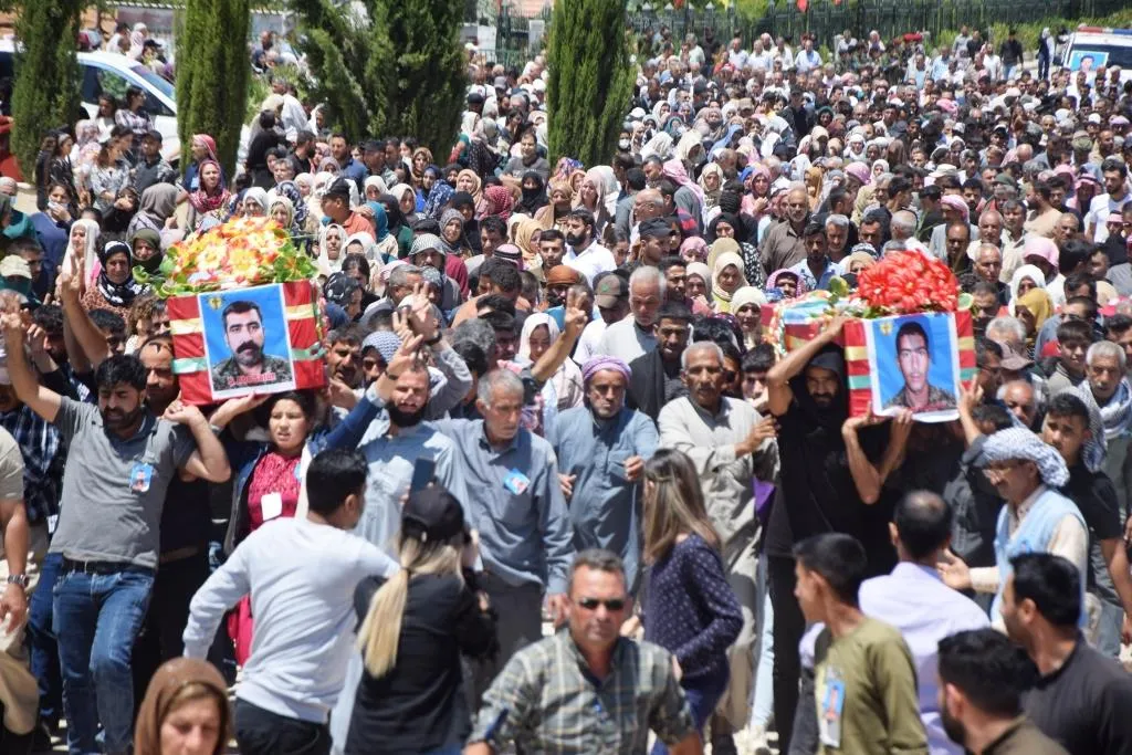 Xelkê Firatê 2 şehîd oxir kirin
