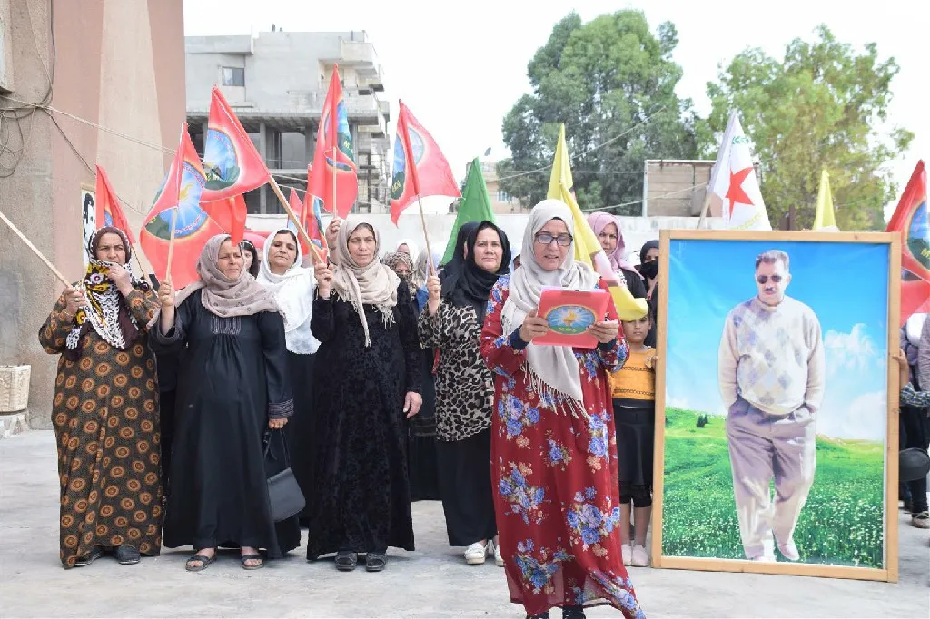 ​​​​​​​Bertekên li dijî biryara qedexeya hevdîtina bi Rêber Abdullah Ocalan re zêde dibin
