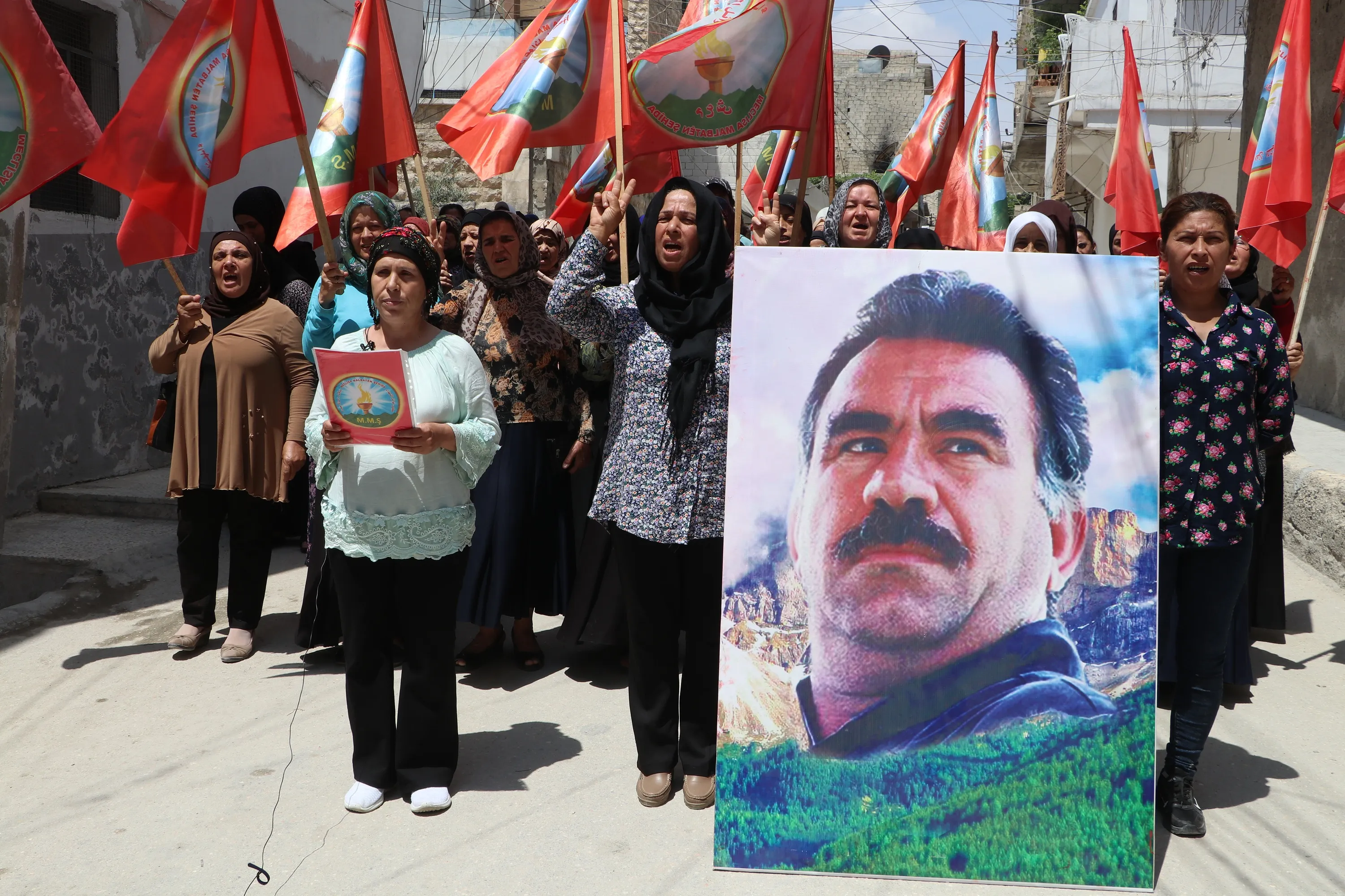 Jinên ji Helebê têkildarî tecrîdê daxuyanî da