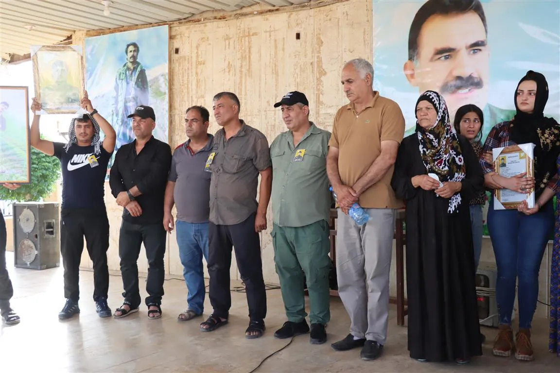 `Kesek nikare vîna me bişikîne û em dê heta dawiyê li ber xwe bidin`