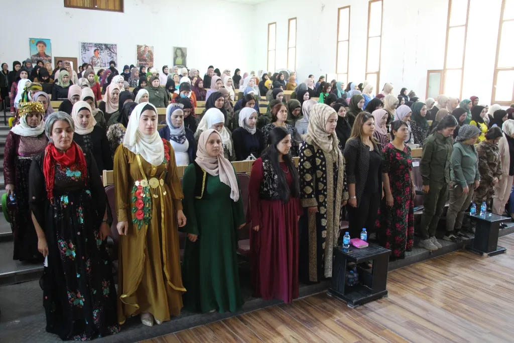 ​​​​​​​`Eger serdema 20`an a sosylîzmê bû, serdema 21`an a şoreşa jinan e`