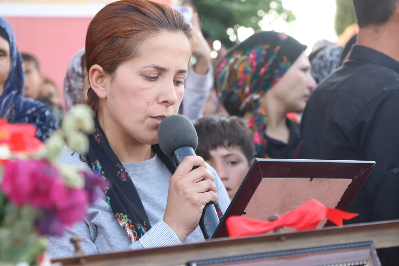 `Roj bi roj, ji cîhanê re diyar dibe ku gelê Kurd berxwedêr e û koletiyê qebûl nake`