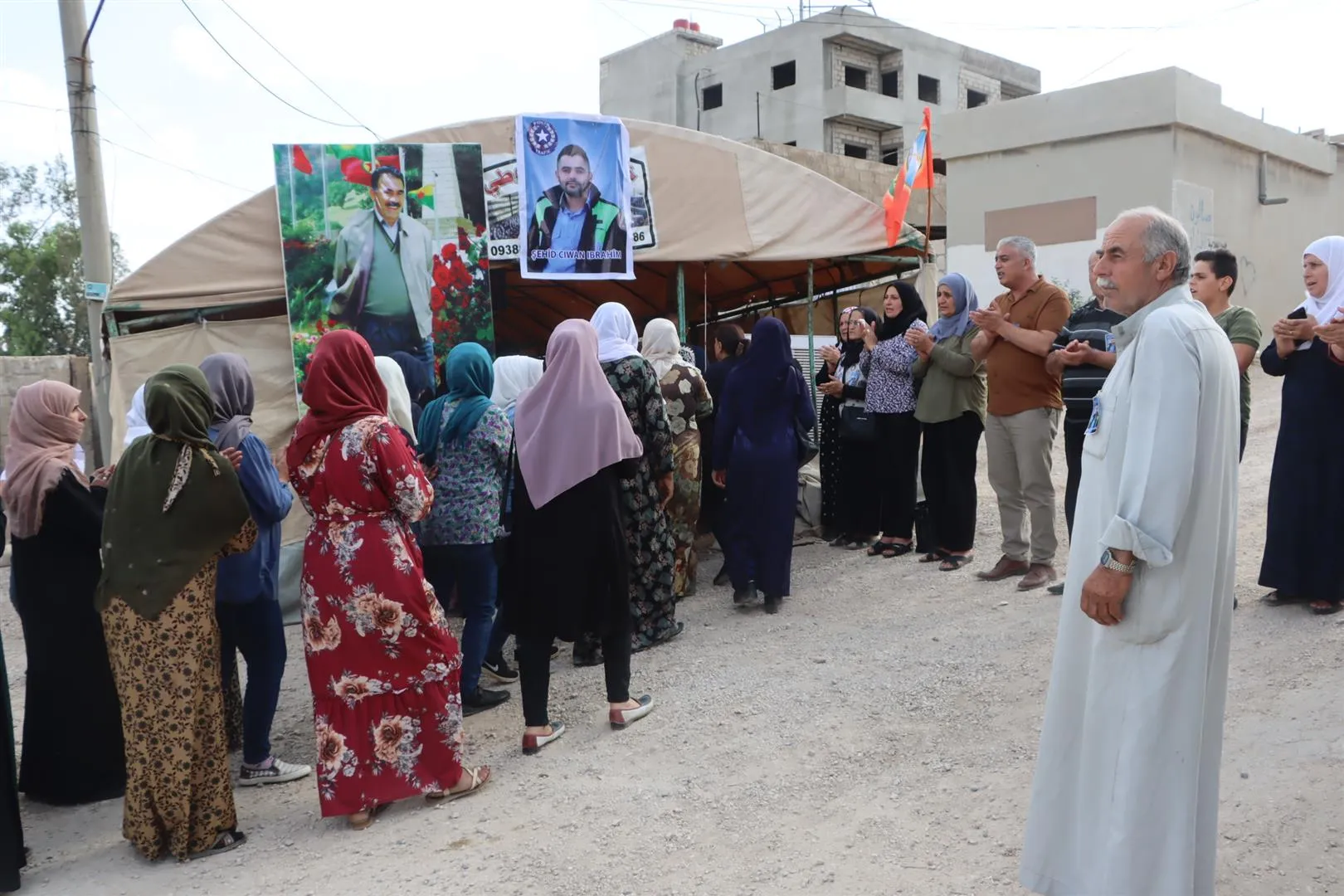 'Berxwedan jiyan e dê her dirûşma me bimîne`