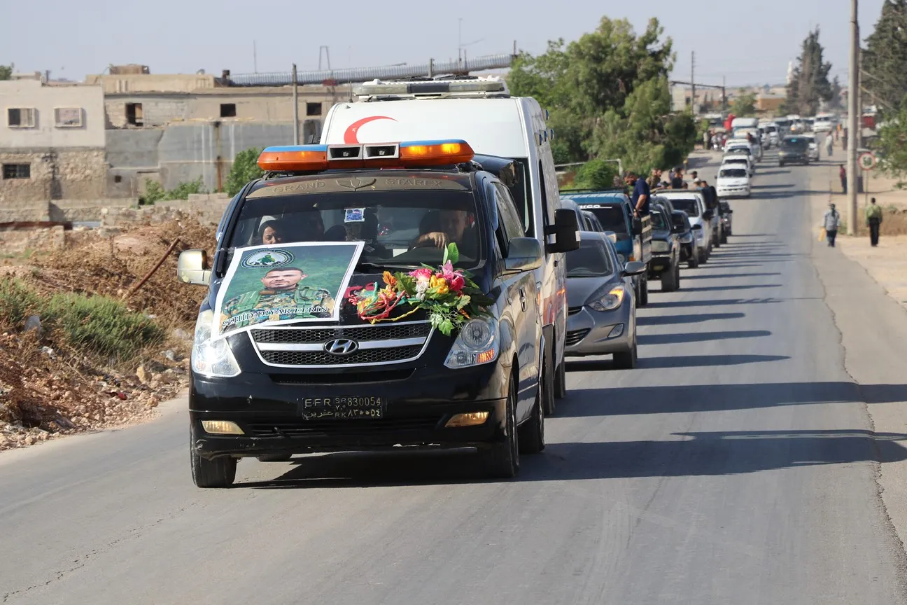 Koçberên Efrînê û şêniyên Şehbayê şehîd Diyar Efrîn oxir kir