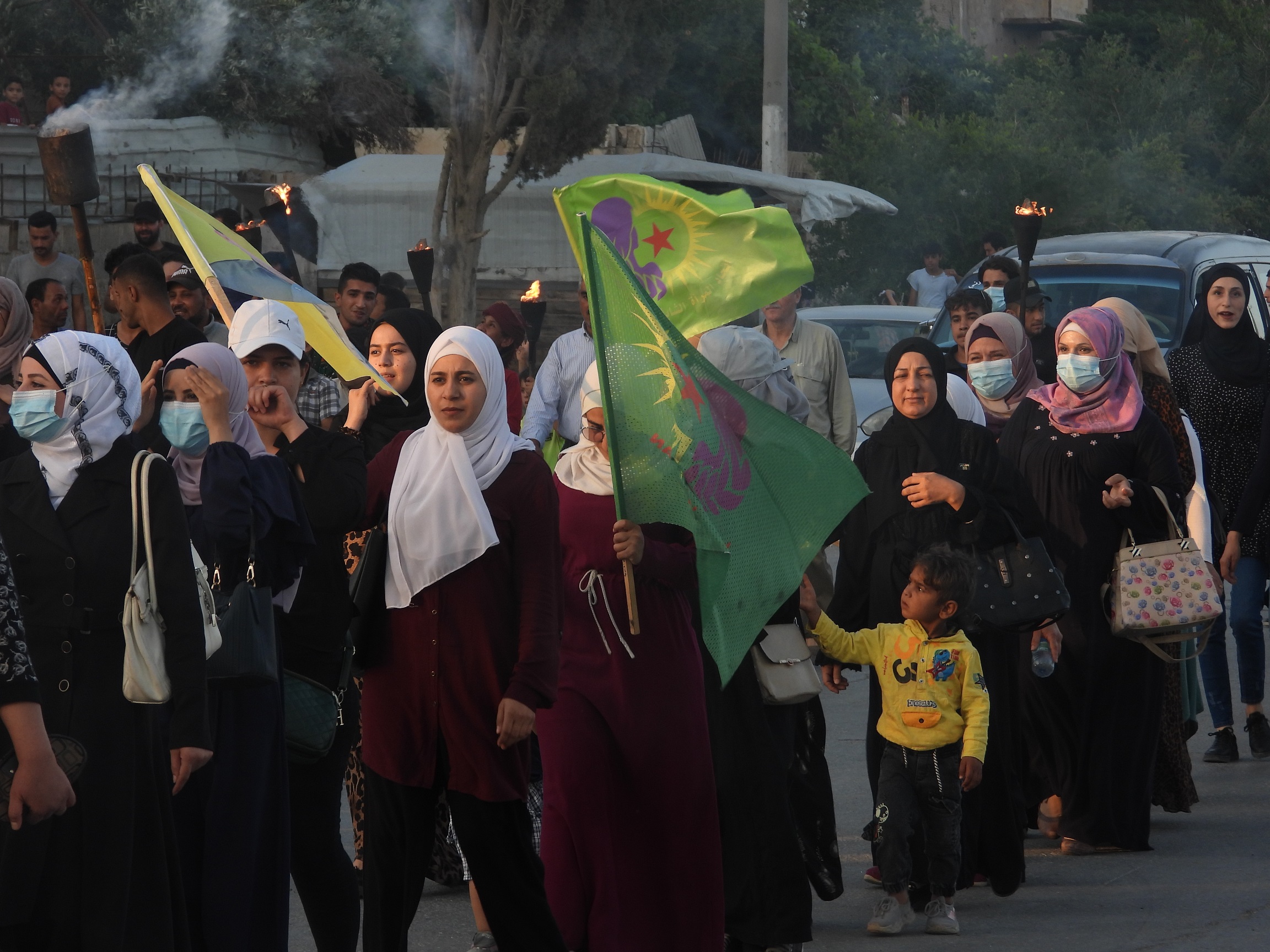 Li Tebqayê êrişên dewleta Tirk a dagirker hatin şermezarkirin