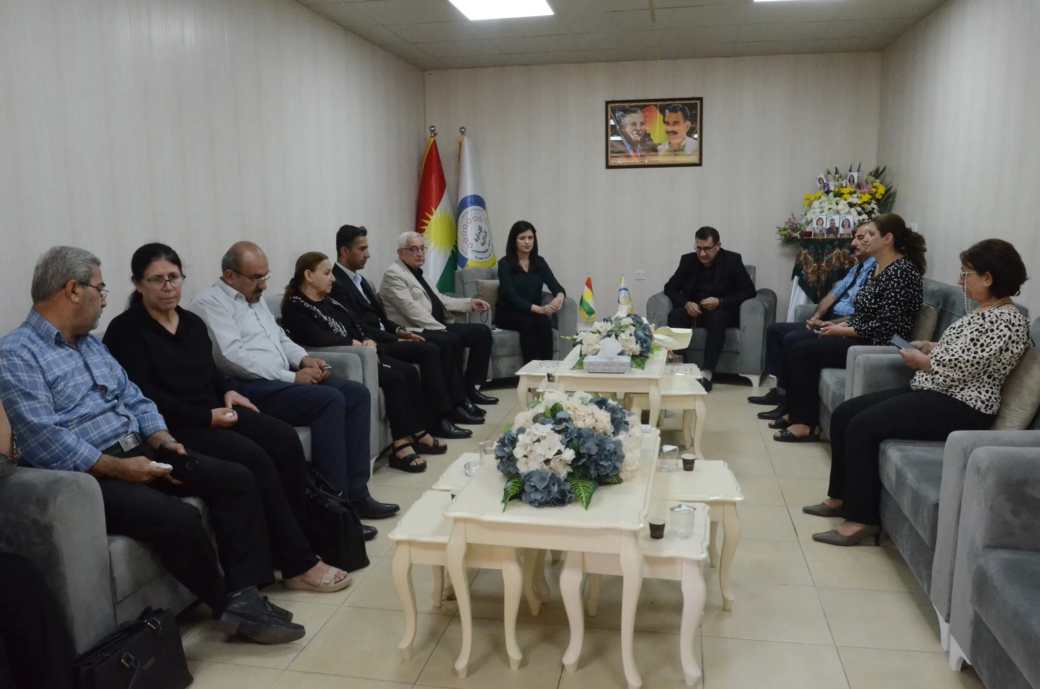Nûnerên gelek partî û rêxistinên Başûr sersaxî ji Rêveberiya Xweser re xwestin