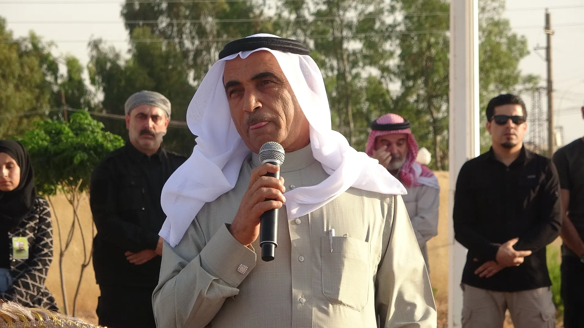 Şêniyên Tebqayê cenazeyê şehîd Mihemed El Hemadê oxir kir