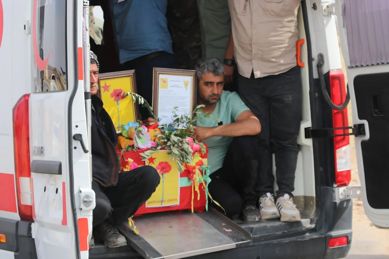 Şêniyên Efrîn û Şehbayê 3 şehîd oxir kirin