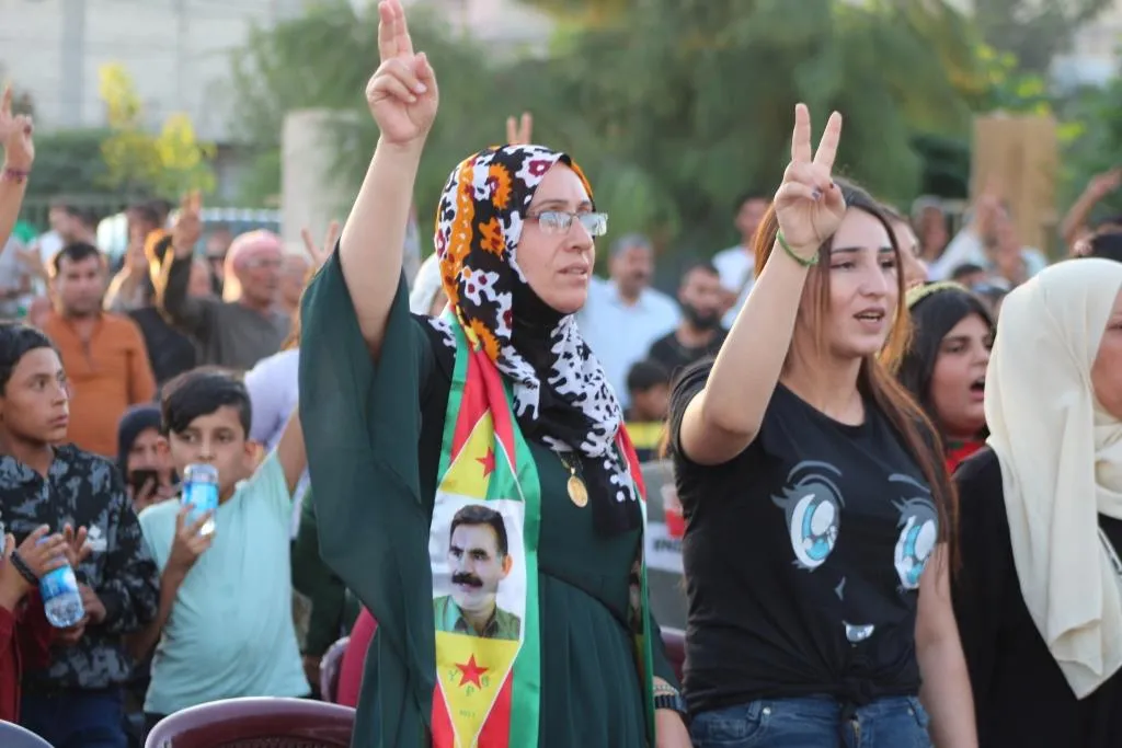 Li Bakur û Rojhilatê Sûriyeyê şahî û pîrozbahiyên salvegera şoreşê