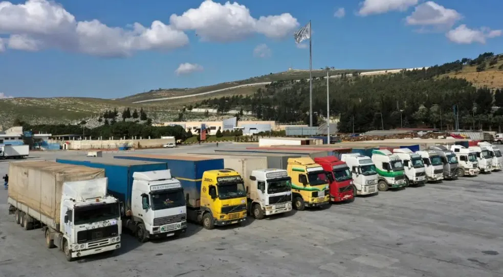 ​​​​​​​Hikumeta Şamê destûr da alîkarî di Bab El Hewa re derbas bibe