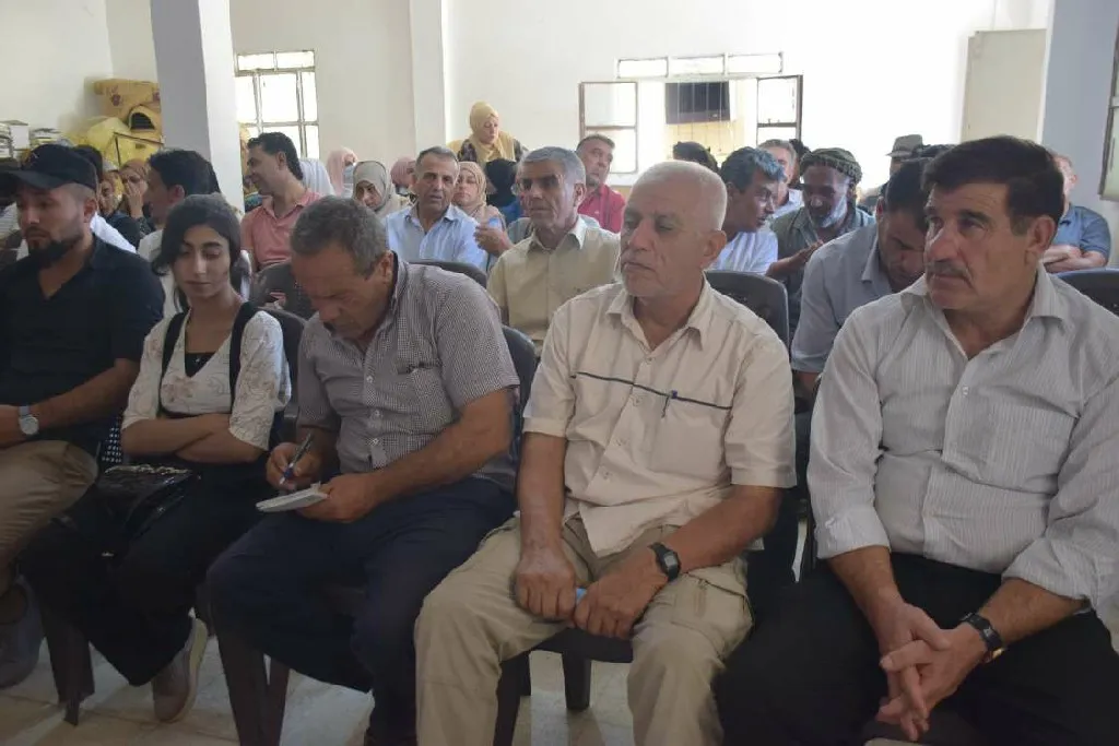 Rewşa xizmetguzarî li navçeyên Qamişlo hat nîqaşkirin