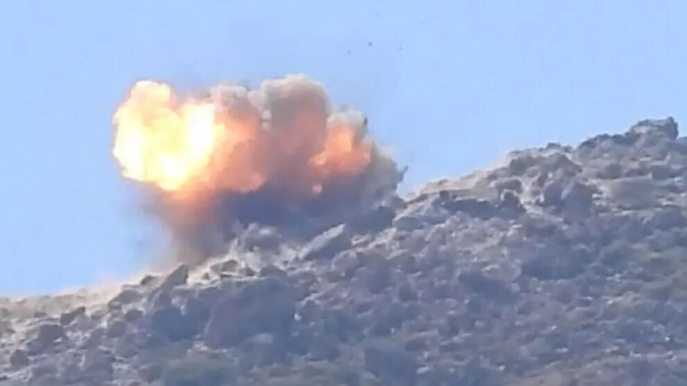Di êrişa bi bombeyên qedexekirî de gerîlayek şehîd bû