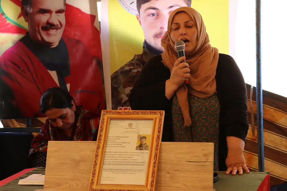Merasîma sersaxiyê ya şehîd Şêrzad Qamişlo