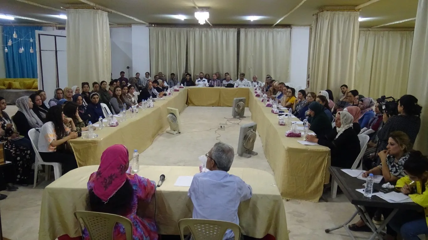 Bi panelekê Şoreşa Rojava û rola jinan hatin nirxandin
