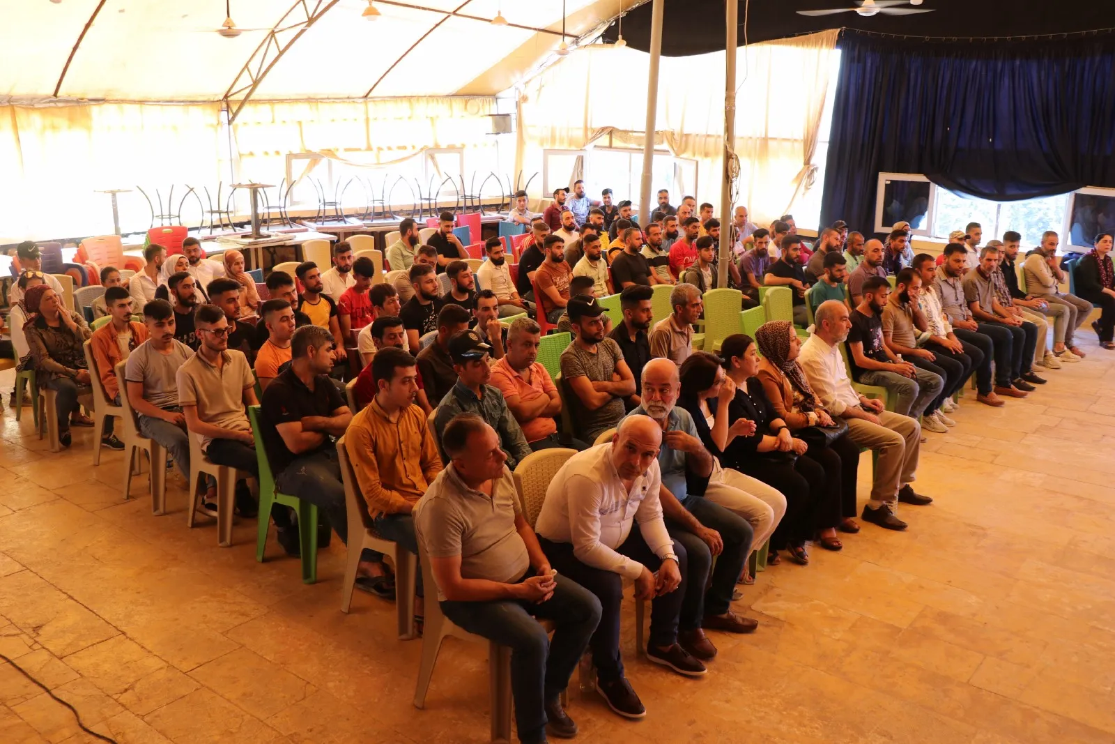 Konferansa Yekemîn a Yekitiya Kedkarên Helebê hat lidarxistin