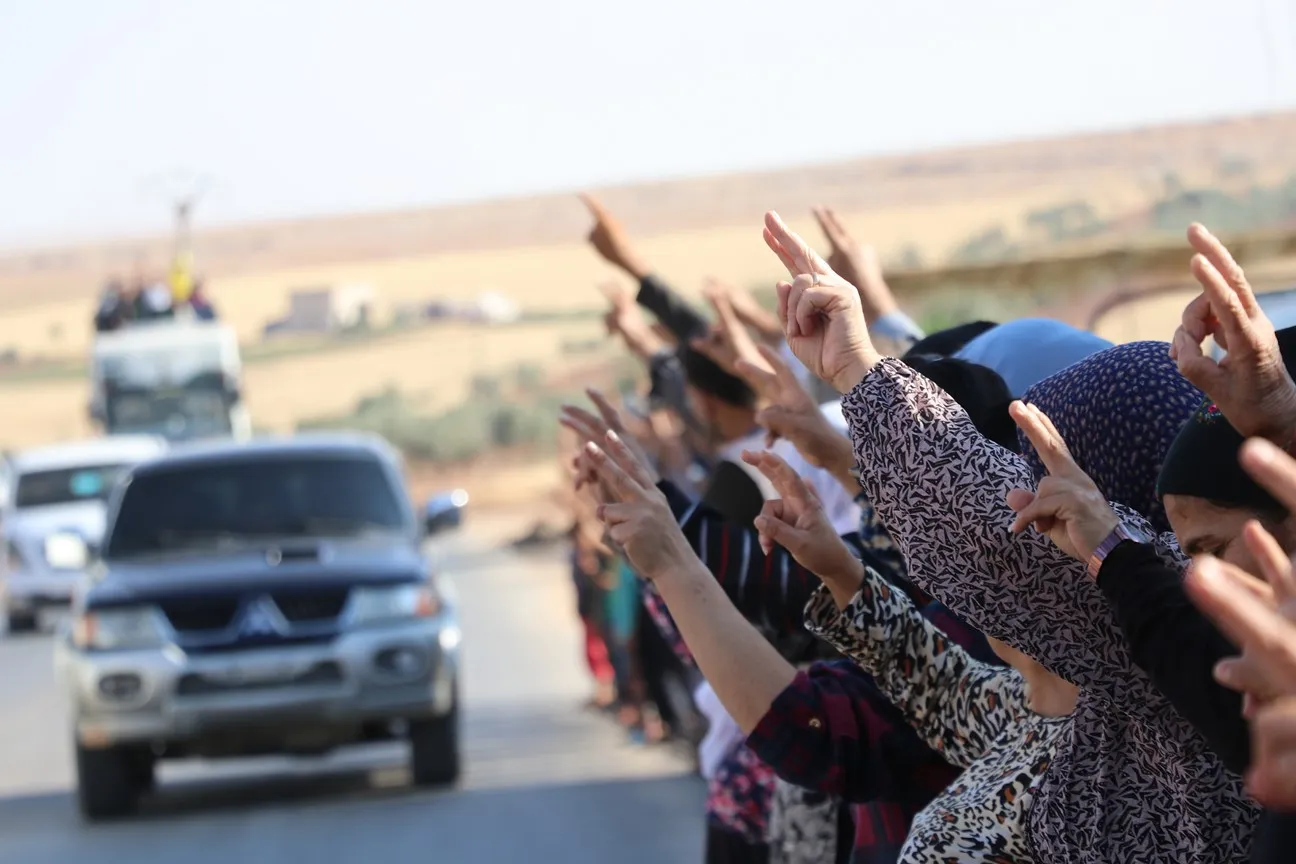 Cenazeyê şehîd Tekoşer Efrîn bi merasîmekê hat veşartin