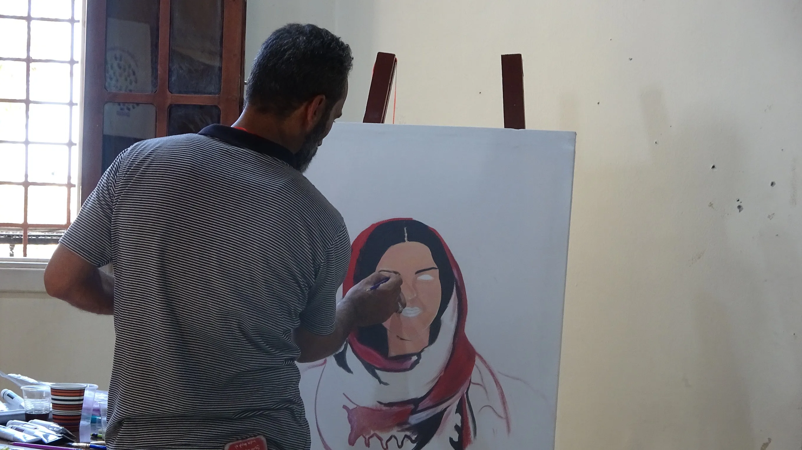 ​​​​​​​Li Tebqayê Komxebata Yekemîn a Hunera Şêwekariyê dest pê kir