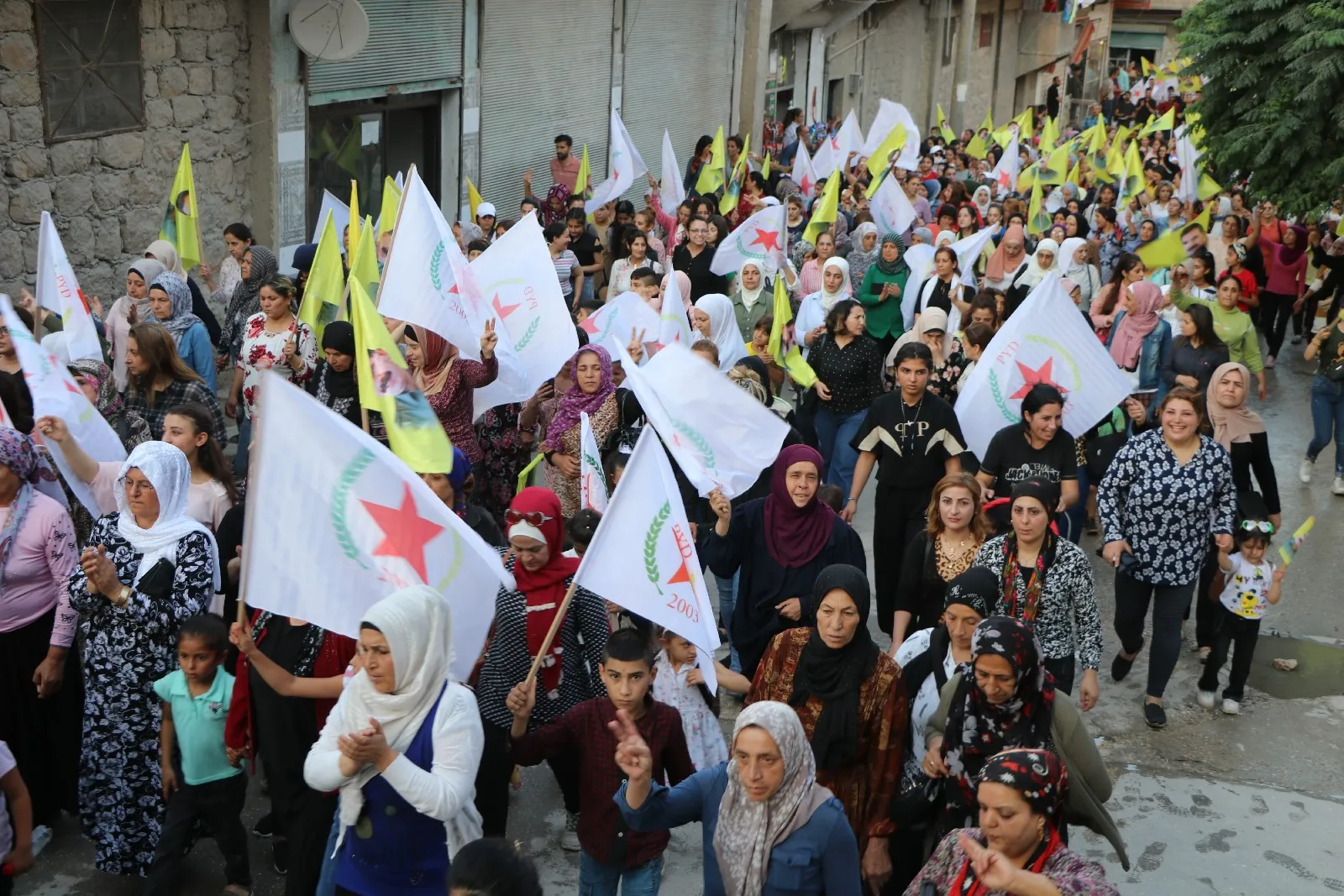 ​​​​​​​Xelkê Helebê banga pêkanîna azadiya fîzîkî ya Rêber Abdullah Ocalan kir