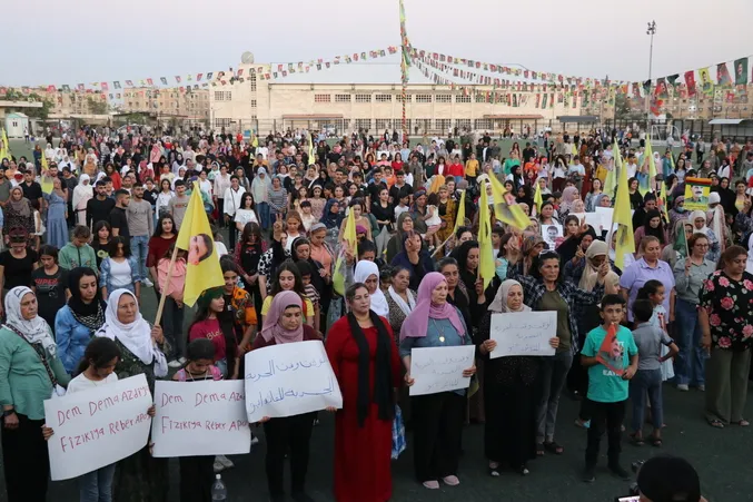 Bi sedan jinan banga azadiya fîzîkî ya Rêber Abdullah Ocalan kir