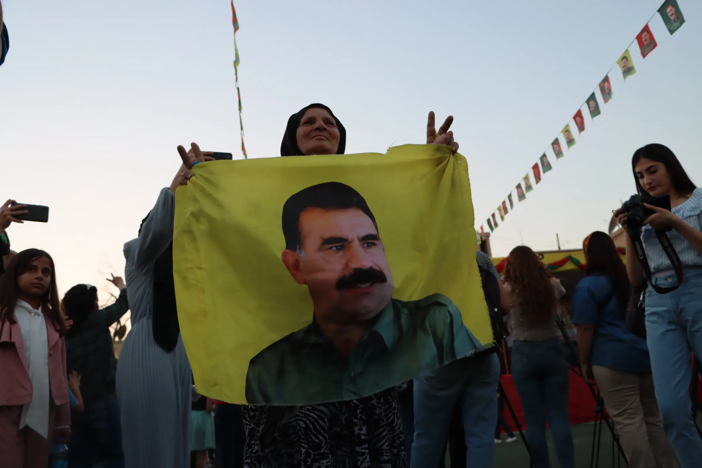 Li 6 navendan pîrozbahiyên salvegera Şoreşa 19`ê Tîrmehê
