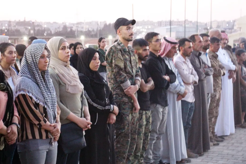 Şêniyên Minbicê şehîdên Gulan, Hezîran û Tîrmeh bi bîr anîn