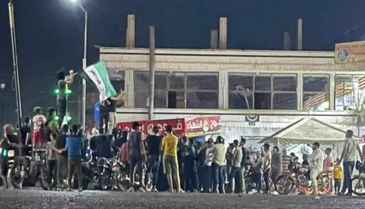 Hikumeta Şamê bi çekan dest li xwepêşandanan werdide