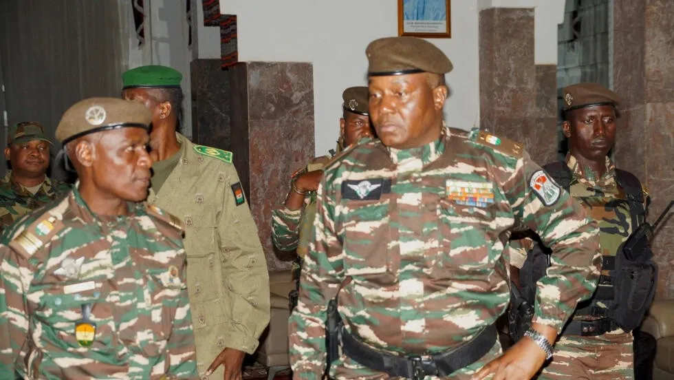 ​​​​​​​Nîjerê ji bo destwerdanê destûr da artêşên Burkina Faso û Maliyê